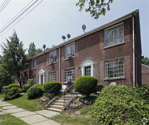 $4,770 /mo <strong>Apartment</strong>. . Craigslist staten island apartments for rent by owner